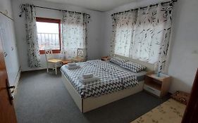 Yasmin Suite